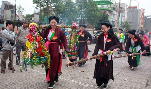 thi thổi xôi nấu cơm ; đọc hiểu thi thổi xôi nấu cơm ; trắc nghiệm thi thổi xôi nấu cơm